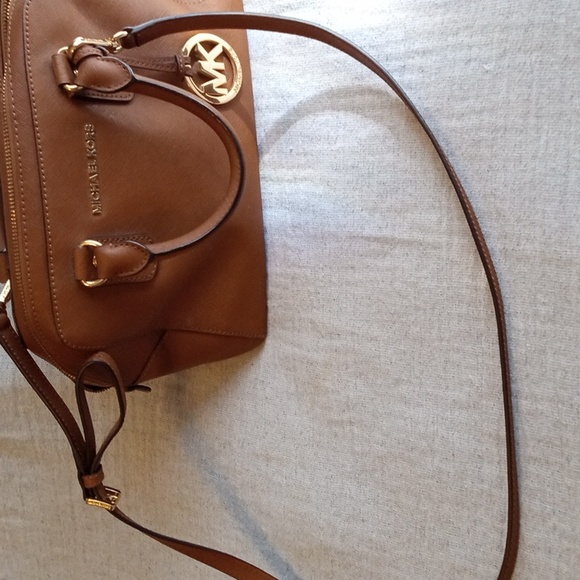 Michael Kors Camel Tan Handbag With Crossbody Strap - Picture 13 of 13